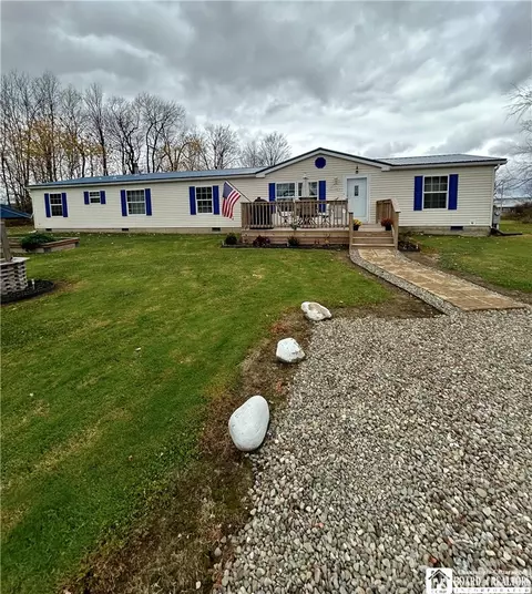3927 Sherman Mayville Rd, Sherman, NY 14781