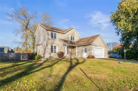 275 Bouckhart Ave, Irondequoit, NY 14622
