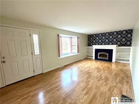 131 Bradley Dr, Olean, NY 14760 photo 4
