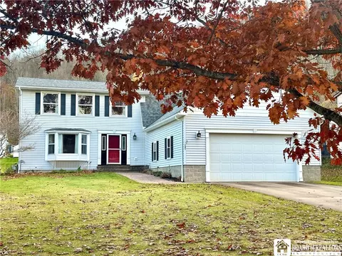 131 Bradley Dr, Olean, NY 14760 photo 2