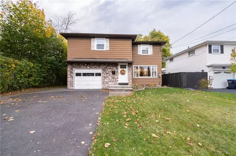 53 Armstrong Rd, Greece, NY 14616