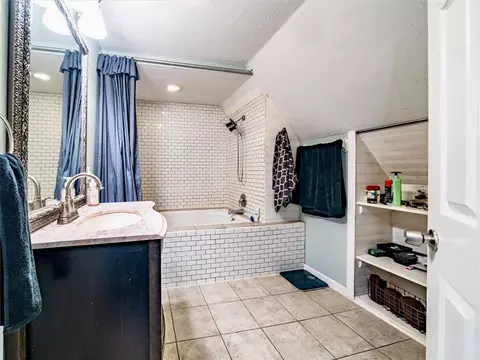 74 Pardee Rd, Irondequoit, NY 14609 photo 22
