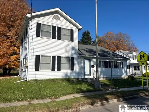283 E Dyke St, Wellsville, NY 14895