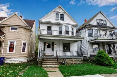 69 Hunt Ave, Buffalo, NY 14207