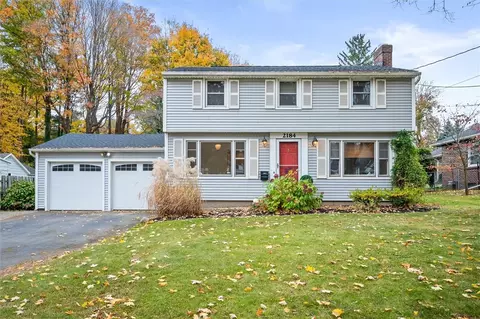 2184 Five Mile Line Rd, Penfield, NY 14526