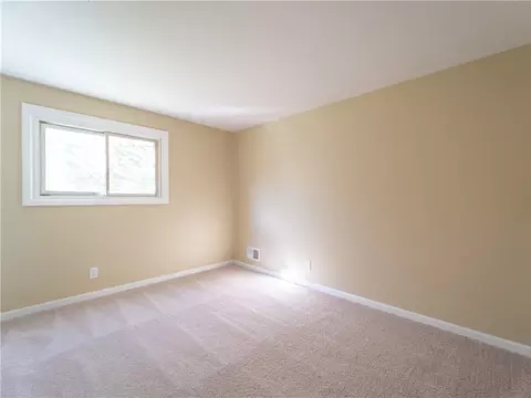 10 El Centro Dr, Irondequoit, NY 14609 photo 24