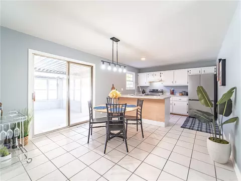 10 El Centro Dr, Irondequoit, NY 14609 photo 8