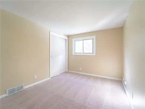 10 El Centro Dr, Irondequoit, NY 14609 photo 25