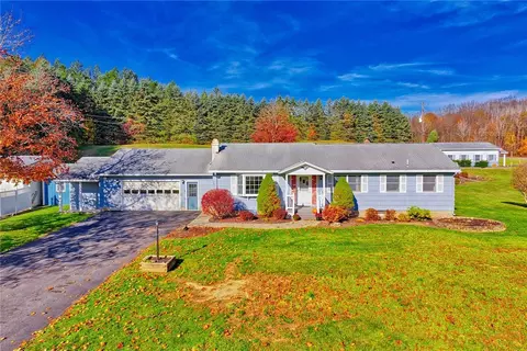 2335 State Route 21, Palmyra, NY 14522