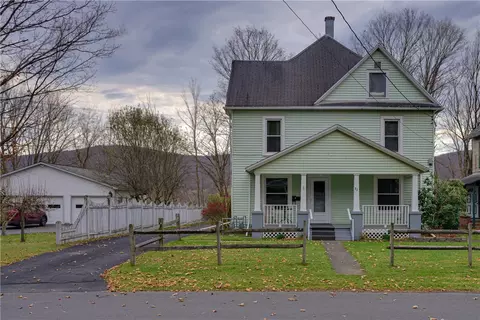 82 Hudson St, Oneonta, NY 13820