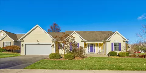 5349 Sunflower Dr, Canandaigua, NY 14424