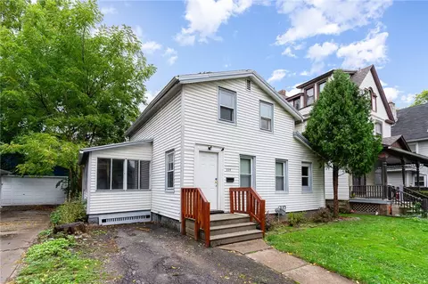 239 Pearl St, Rochester, NY 14607