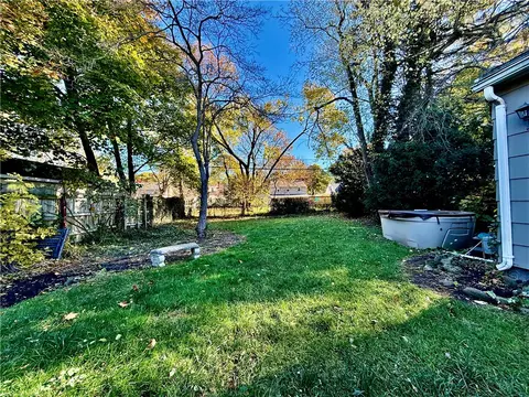 42 Mayfair Dr, Irondequoit, NY 14617 photo 35