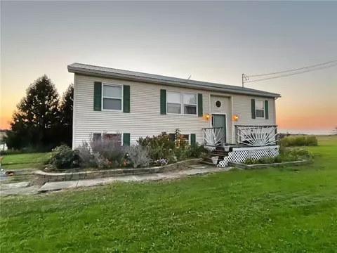 5080 Wabash Rd, Seneca, NY 14456