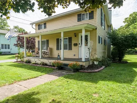 518 E State St, Albion, NY 14411