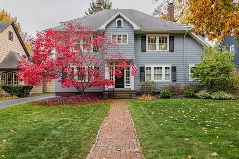 85 Windemere Rd, Rochester, NY 14610