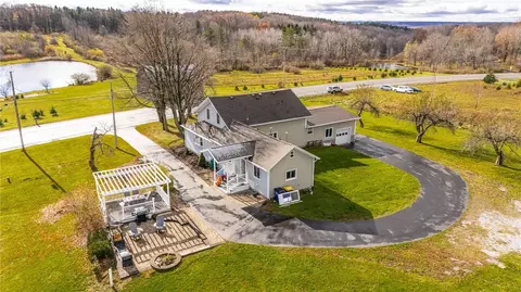 7564 County Road 32, Bristol, NY 14424