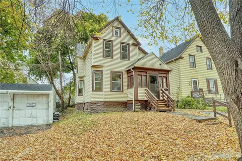 12 Aldern Pl, Rochester, NY 14613