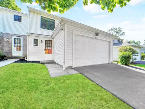 41 Bucklebury Hl, Perinton, NY 14450