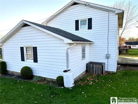 Exterior - 935 Forness Ave, Olean, NY 14760 photo 7 of 9