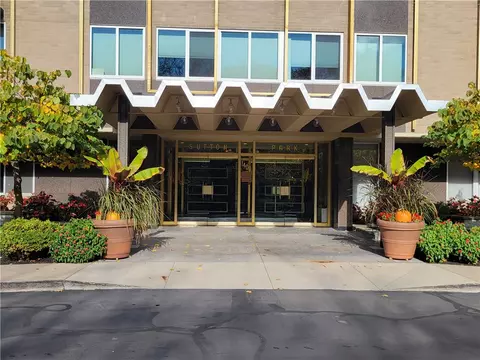 1400 East Ave #UN402, Rochester, NY 14610