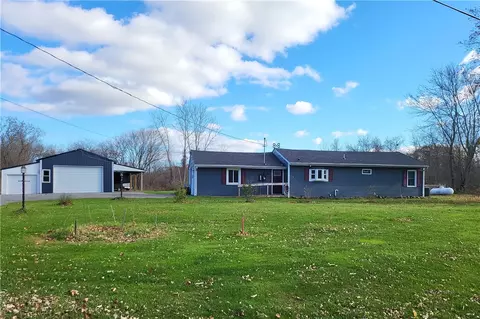 2764 Redman Rd, Brockport, NY 14420
