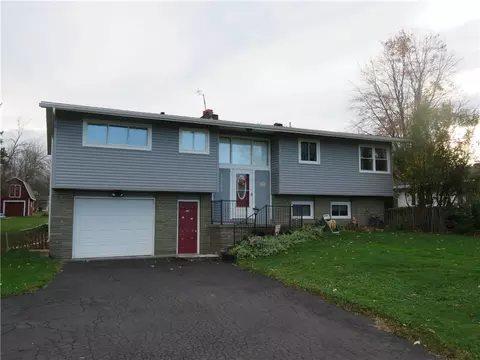 16568 State Route 31, Murray, NY 14470