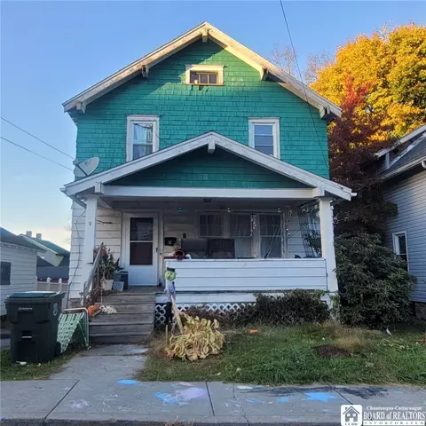 9 Myers Ave, Jamestown, NY 14701