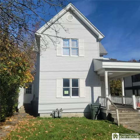 618 Newland Ave, Jamestown, NY 14701