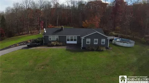 680 Lakeview Ter, Olean, NY 14760