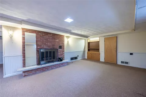 83 Rock Beach Rd, Irondequoit, NY 14617 photo 35