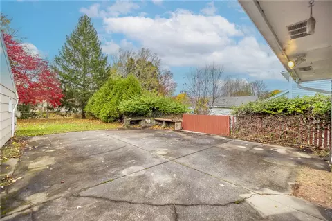 83 Rock Beach Rd, Irondequoit, NY 14617 photo 40