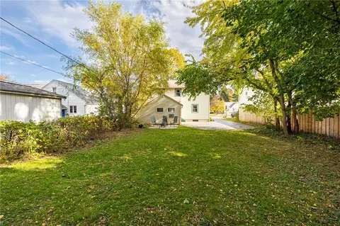 81 Mayfair Dr, Irondequoit, NY 14617 photo 24