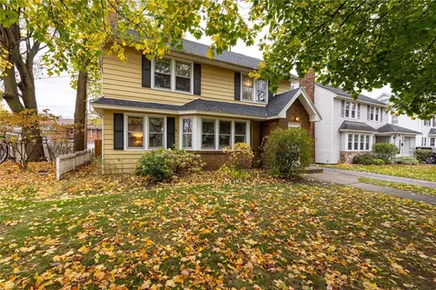 83 Westbourne Rd, Irondequoit, NY 14617 photo 6