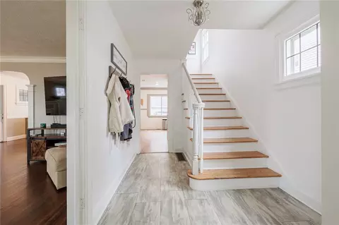 83 Westbourne Rd, Irondequoit, NY 14617 photo 8