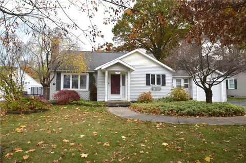 78 Valley Crest Rd, Greece, NY 14616