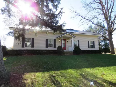 7419 Chili Riga Center Rd, Riga, NY 14428