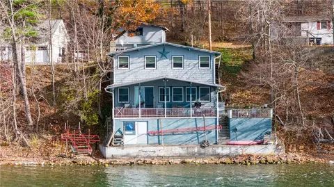 406 E Lake Rd, Milo, NY 14527