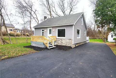 7016 Rush Lima Rd, Honeoye Falls, NY 14472