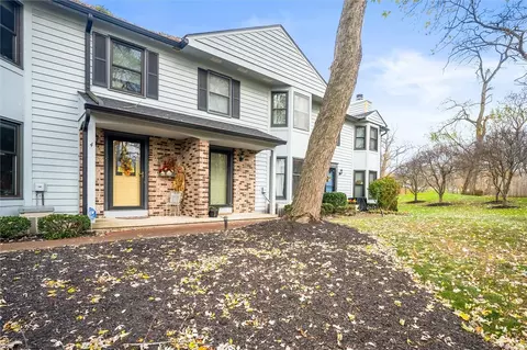 3 Lockwood Dr, Perinton, NY 14534