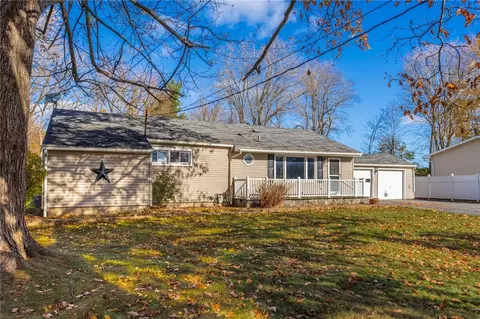 1240 Weiland Rd, Greece, NY 14626