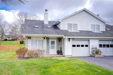 1012 Cunningham Dr, Victor, NY 14564