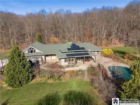 4422 Lakeside Dr, Ellery, NY 14712