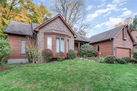 63 Erie Cres, Perinton, NY 14450