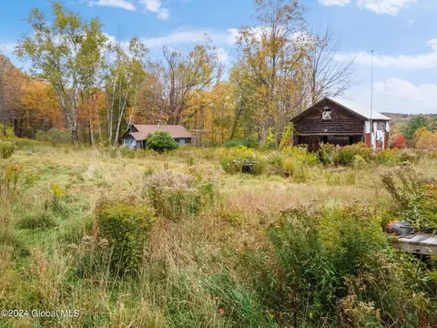Exterior - 150 Memory Ln, Fulton, NY 12175 photo 10 of 14