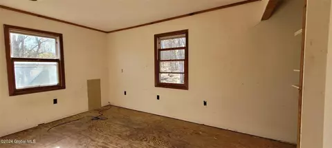 Bedroom - 150 Memory Ln, Fulton, NY 12175 photo 2 of 2