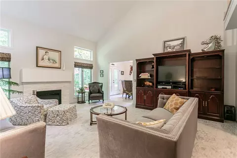 468 Maplewoods Ln, Webster, NY 14580 photo 8