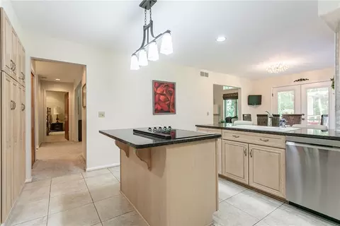 468 Maplewoods Ln, Webster, NY 14580 photo 18