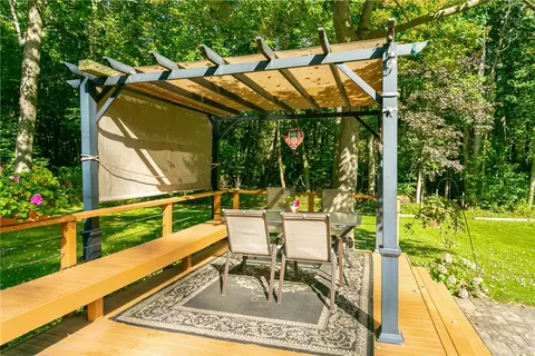 468 Maplewoods Ln, Webster, NY 14580 photo 43