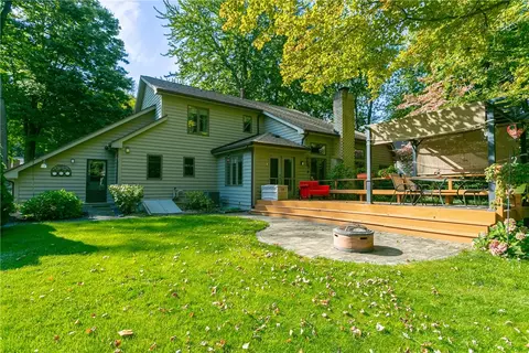 468 Maplewoods Ln, Webster, NY 14580 photo 44